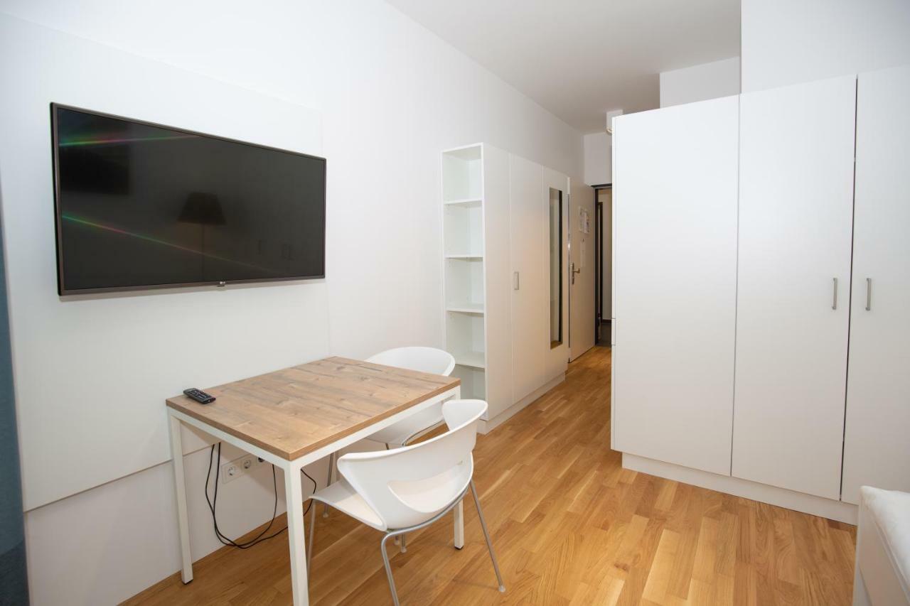 My Room Serviced Apartment-Messe Monaco di Baviera Esterno foto